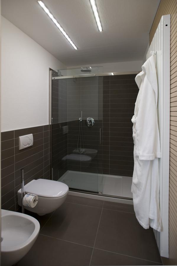 Casa Nelle Vigne Apartment Castiglione Tinella ภายนอก รูปภาพ