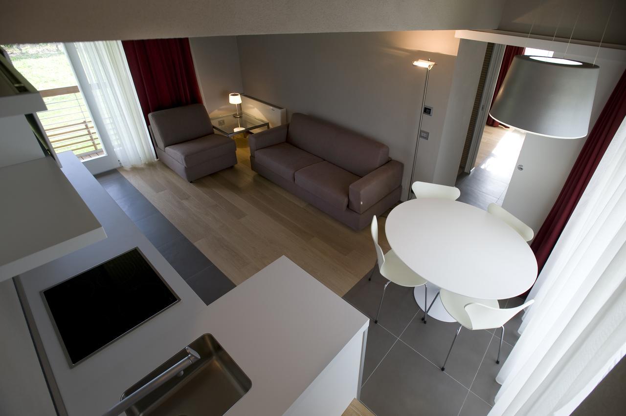 Casa Nelle Vigne Apartment Castiglione Tinella ภายนอก รูปภาพ