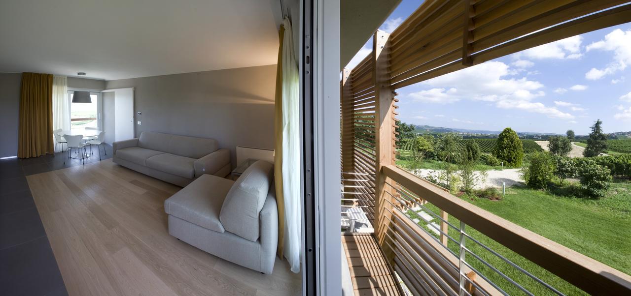 Casa Nelle Vigne Apartment Castiglione Tinella ภายนอก รูปภาพ