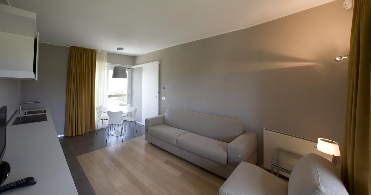 Casa Nelle Vigne Apartment Castiglione Tinella ภายนอก รูปภาพ