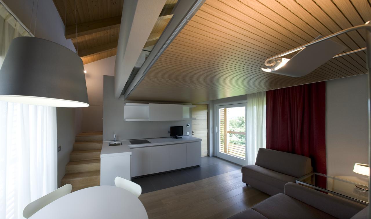 Casa Nelle Vigne Apartment Castiglione Tinella ภายนอก รูปภาพ